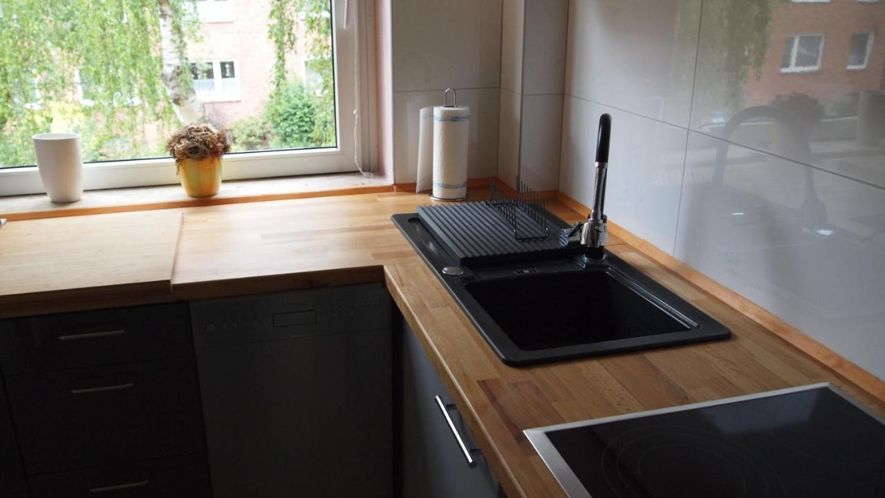 Zentral Gelegene Ferienwohnung Lubeck Luaran gambar