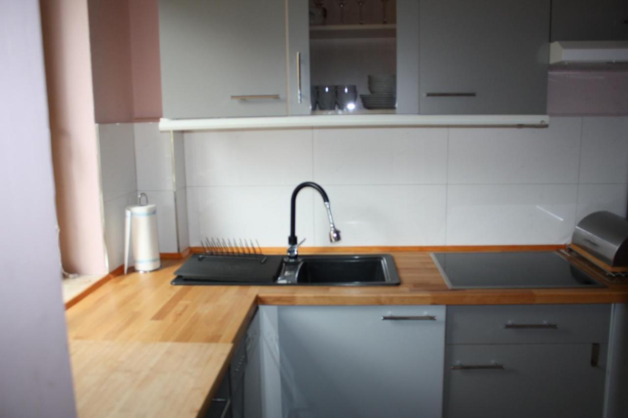 Zentral Gelegene Ferienwohnung Lubeck Luaran gambar